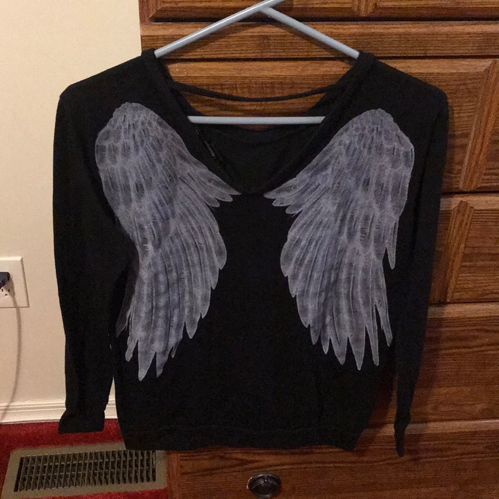 Black angel wings shirt